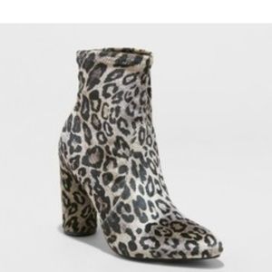 Women's Norma Cylinder Heeled Bootie